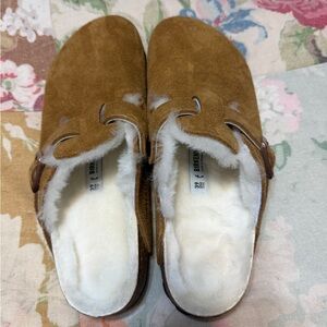 Birkenstock cognac  Suede clogs